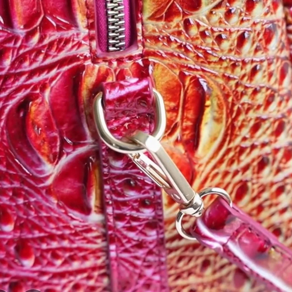 Luxury Crocodile Pattern Handbag, Classic Boston Bag Style
